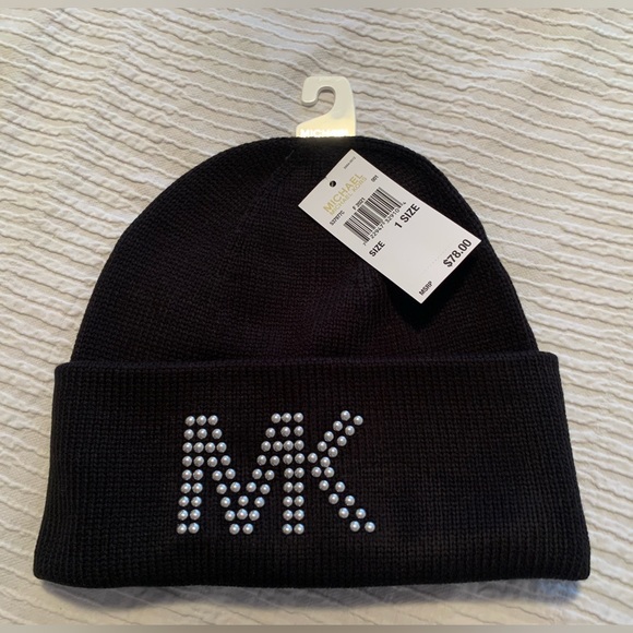 Michael Kors winter hat - Picture 1 of 3